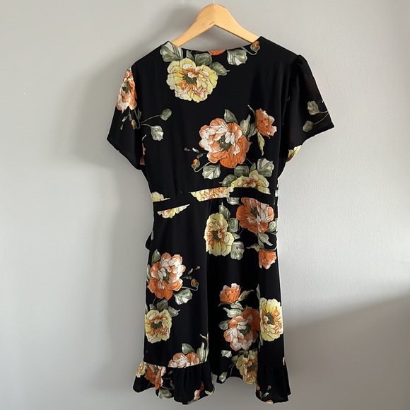 Luxology Ruffled Wrap Dress Dress - XL - Picture 2 of 4